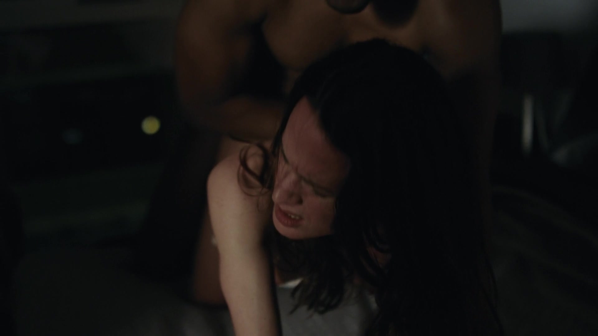 Elizabeth Reaser - Easy s02e02 (2017) Nude movie scene