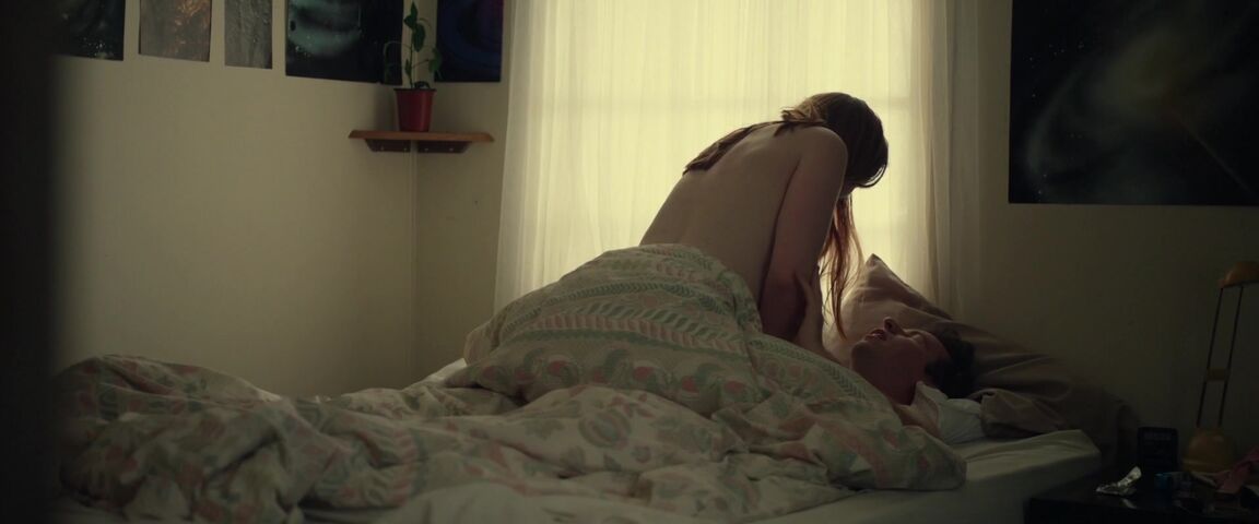 Erin Margurite Carter, Grace Glowicki - Suck It Up (2017) celeb hot scene.
