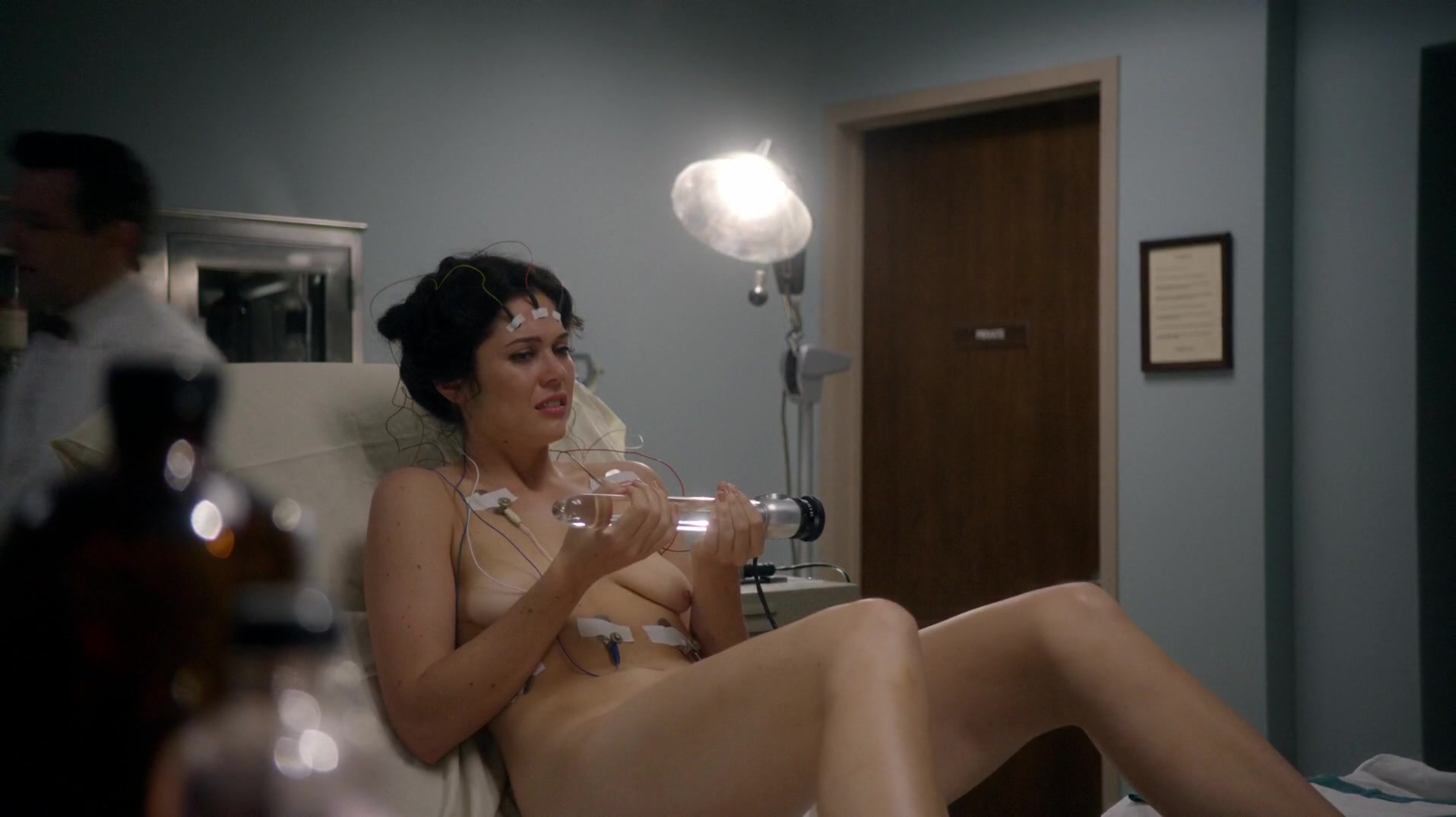 Mariel Neto nude, Lizzy Caplan naked -_Masters_of_Sex_s02e04 (2014)